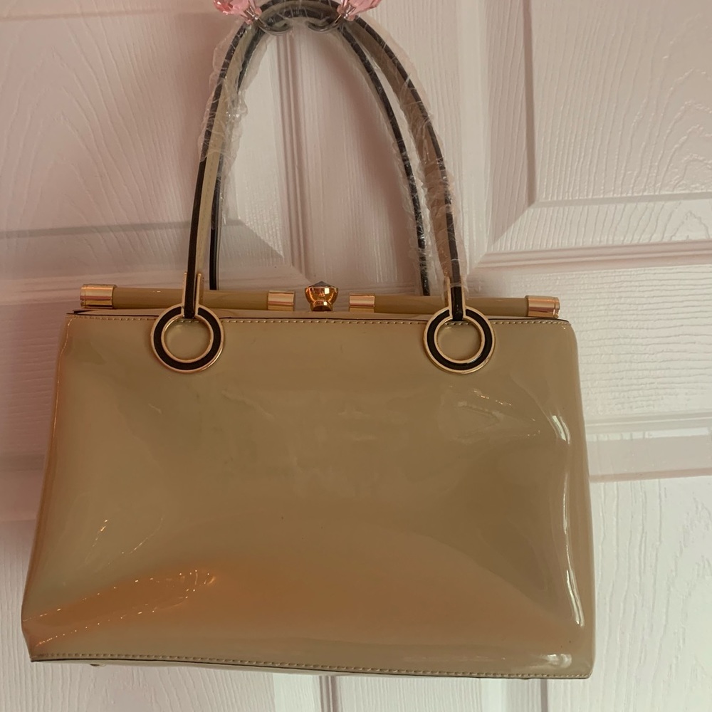 Purse - Picture 2 of 7